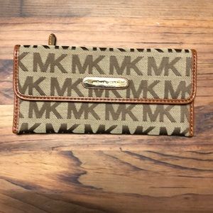 MK wallet